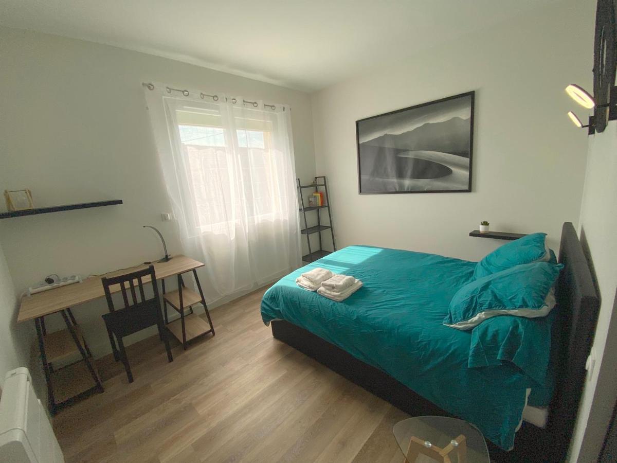 Au 3 Rue Manhes Apartment Albi Bagian luar foto